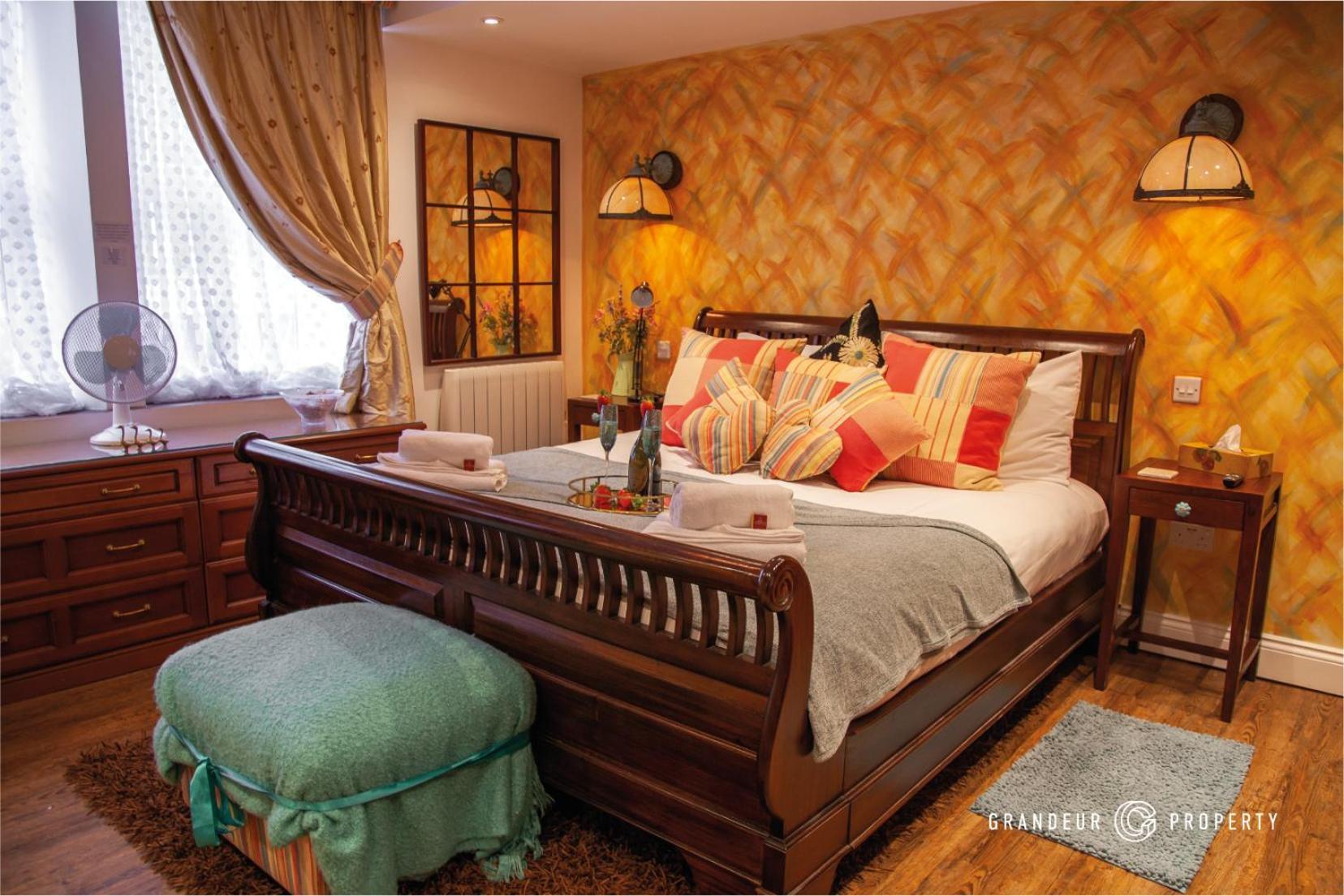 The Garden View Suite By Grandeur Property Борнмът Екстериор снимка